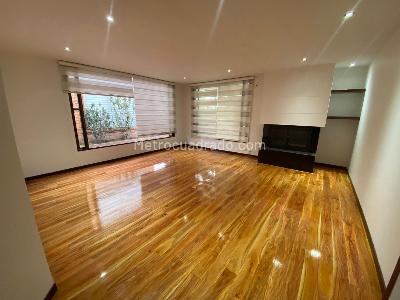 Casa de 4 alcobas en arriendo en San Jose De Bavaria, Bogotá, 520 m² · foto 6 de 20