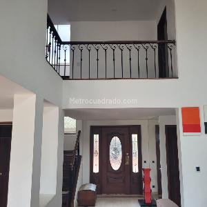 Casa de 5 alcobas en venta en San Jose De Bavaria, Bogotá, 360 m² · foto 14 de 16