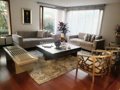 Casa de 4 alcobas en venta en San Jose De Bavaria, Bogotá, 400 m² · foto 3 de 18