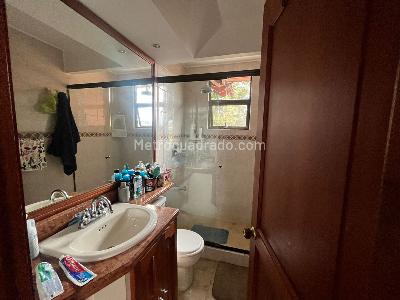 Casa de 3 alcobas en venta en San Jose De Bavaria, Bogotá, 360 m² · foto 11 de 15