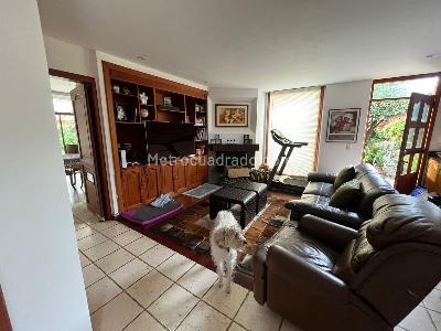 Casa de 3 alcobas en venta en San Jose De Bavaria, Bogotá, 360 m² · foto 6 de 15