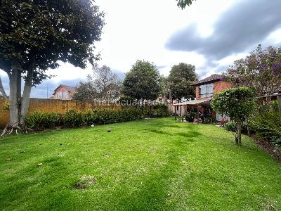Casa de 3 alcobas en venta en San Jose De Bavaria, Bogotá, 360 m² · foto 8 de 15