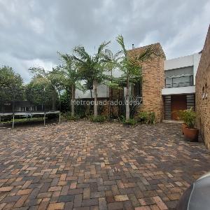 Casa de 4 alcobas en venta en San Jose De Bavaria, Bogotá, 550 m² · foto 8 de 20