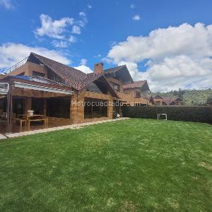 Casa de 4 alcobas en venta en San Jose De Bavaria, Bogotá, 420 m² · foto 10 de 20