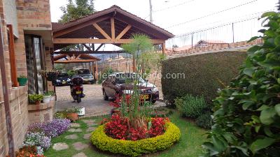 Casa de 4 alcobas en venta en San Jose De Bavaria, Bogotá, 300 m² · foto 17 de 17