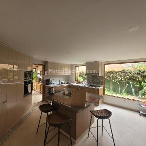 Casa de 4 alcobas en venta en San Jose De Bavaria, Bogotá, 320 m² · foto 9 de 20