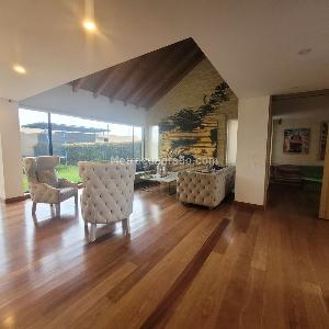 Casa en venta en San Jose De Bavaria, Bogotá · foto 12 de 18