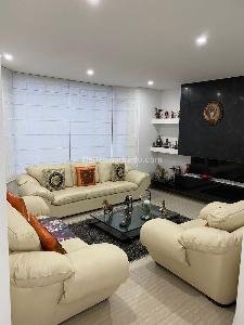 Casa de 4 alcobas en venta en San Jose De Bavaria, Bogotá, 320 m² · foto 13 de 15