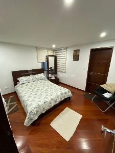 Casa de 4 alcobas en venta en San Jose De Bavaria, Bogotá, 320 m² · foto 4 de 15
