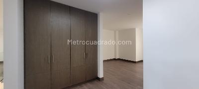 Casa de 4 alcobas en venta en Hacienda San Simon Pl, Bogotá, 477 m² · foto 9 de 16