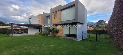 Casa de 4 alcobas en venta en Hacienda San Simon Pl, Bogotá, 477 m² · foto 11 de 16