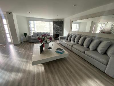 Casa de 4 alcobas en venta en San Jose De Bavaria, Bogotá, 600 m² · foto 5 de 13