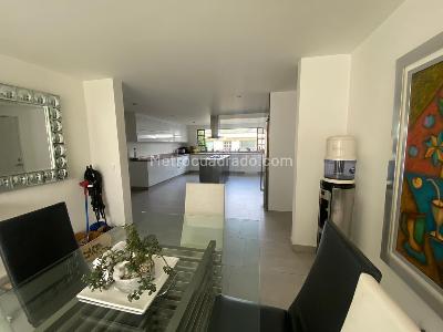 Casa de 4 alcobas en venta en San Jose De Bavaria, Bogotá, 600 m² · foto 6 de 13