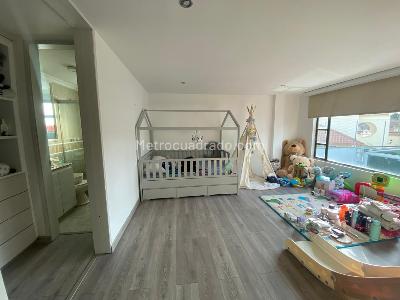 Casa de 4 alcobas en venta en San Jose De Bavaria, Bogotá, 600 m² · foto 8 de 13
