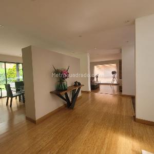 Casa en venta en San Jose De Bavaria, Bogotá · foto 10 de 20