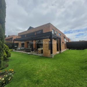 Casa en venta en San Jose De Bavaria, Bogotá · foto 2 de 20