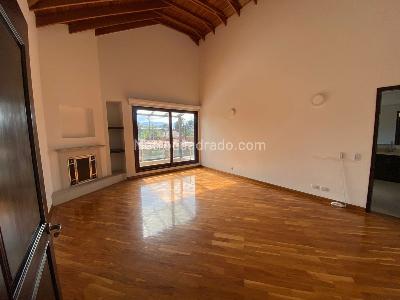 Casa de 4 alcobas en arriendo en San Jose De Bavaria, Bogotá, 800 m² · foto 9 de 11