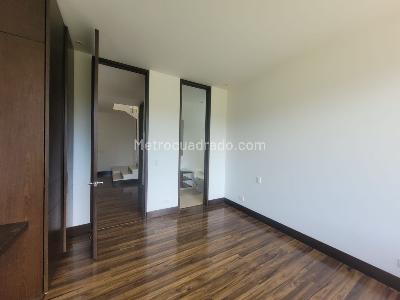 Casa de 4 alcobas en venta en Guaymaral, Bogotá, 525 m² · foto 10 de 20