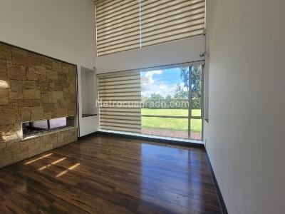 Casa de 4 alcobas en venta en Guaymaral, Bogotá, 525 m² · foto 13 de 20