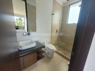 Casa de 4 alcobas en venta en Guaymaral, Bogotá, 525 m² · foto 9 de 20