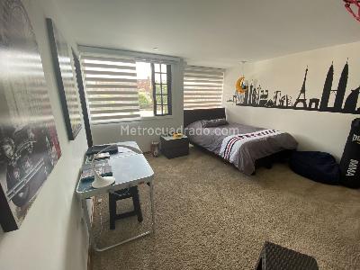 Casa de 3 alcobas en venta en San Jose De Bavaria, Bogotá, 800 m² · foto 16 de 20