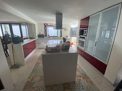 Casa de 3 alcobas en venta en San Jose De Bavaria, Bogotá, 800 m² · foto 4 de 20