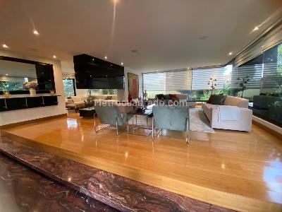 Casa de 4 alcobas en venta en Hacienda San Simon, Bogotá, 800 m² · foto 2 de 18