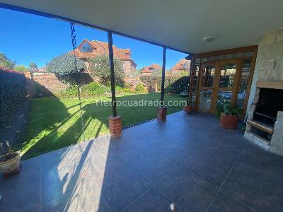 Casa de 4 alcobas en venta en San Jose De Bavaria, Bogotá, 350 m² · foto 2 de 20