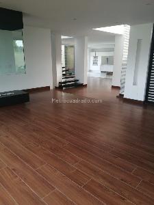 Casa en venta en San Jose De Bavaria, Bogotá · foto 4 de 11