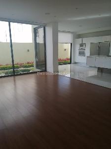 Casa en venta en San Jose De Bavaria, Bogotá · foto 9 de 11
