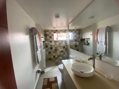 Casa de 4 alcobas en venta en San Jose De Bavaria, Bogotá, 240 m² · foto 9 de 20