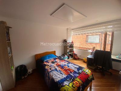 Casa de 4 alcobas en venta en San Jose De Bavaria, Bogotá, 240 m² · foto 7 de 20