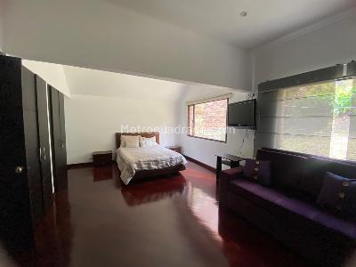 Casa de 3 alcobas en venta en San Jose De Bavaria, Bogotá, 380 m² · foto 5 de 20