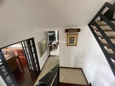 Casa de 3 alcobas en venta en San Jose De Bavaria, Bogotá, 380 m² · foto 8 de 20