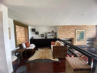 Casa de 3 alcobas en venta en San Jose De Bavaria, Bogotá, 380 m² · foto 10 de 20