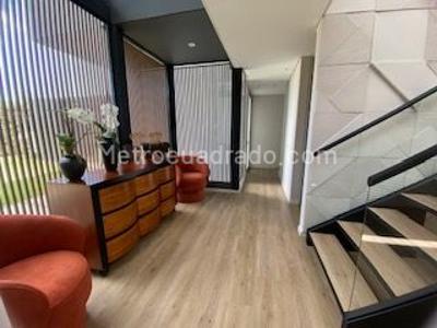 Casa de 4 alcobas en venta en Guaymaral, Bogotá, 1470 m² · foto 16 de 20