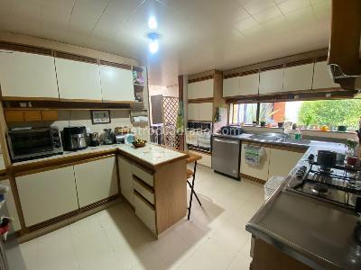 Casa de 4 alcobas en venta en San Jose De Bavaria, Bogotá, 328 m² · foto 10 de 20