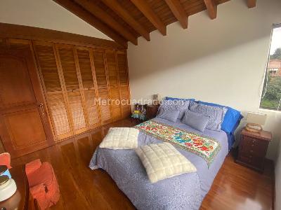 Casa de 4 alcobas en venta en San Jose De Bavaria, Bogotá, 328 m² · foto 15 de 20