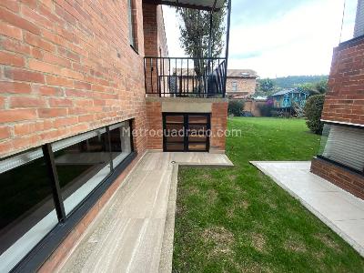 Casa de 4 alcobas en venta en San Jose De Bavaria, Bogotá, 328 m² · foto 20 de 20
