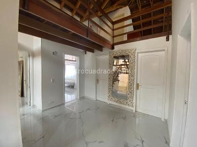 Casa de 4 alcobas en venta en San Jose De Bavaria, Bogotá, 400 m² · foto 10 de 16