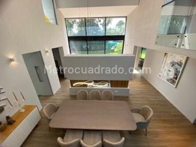 Casa de 4 alcobas en venta en Guaymaral, Bogotá, 1470 m² · foto 14 de 20