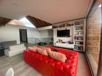 Casa de 4 alcobas en venta en San Jose De Bavaria, Bogotá, 800 m² · foto 17 de 20