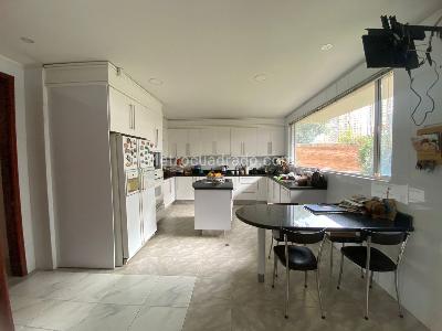 Casa de 3 alcobas en venta en San Jose De Bavaria, Bogotá, 1500 m² · foto 6 de 18