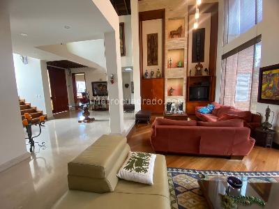 Casa de 3 alcobas en venta en San Jose De Bavaria, Bogotá, 1500 m² · foto 9 de 20