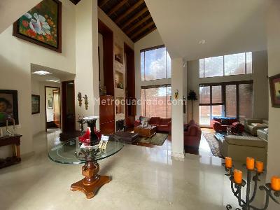 Casa en venta en San Jose De Bavaria, Bogotá · foto 11 de 20