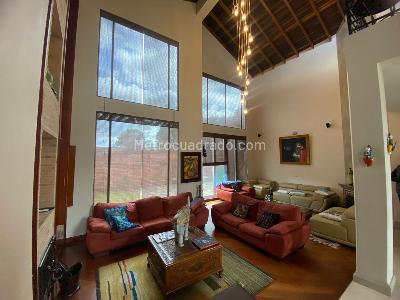 Casa en venta en San Jose De Bavaria, Bogotá · foto 2 de 20