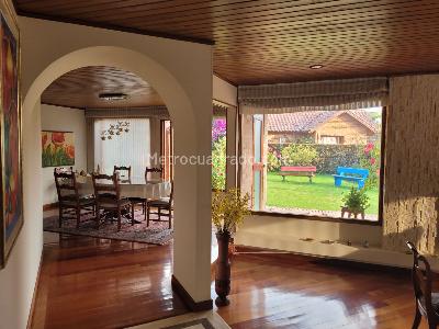 Casa de 3 alcobas en venta en San Jose De Bavaria, Bogotá, 280 m² · foto 18 de 19