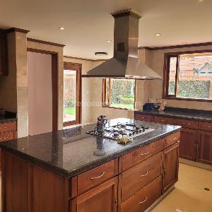 Casa en venta en San Jose De Bavaria, Bogotá · foto 12 de 20