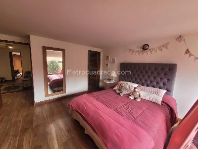 Casa de 3 alcobas en venta en San Jose De Bavaria, Bogotá, 800 m² · foto 8 de 13