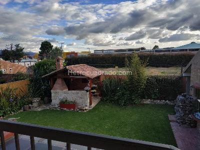 Casa en venta en San Jose De Bavaria, Bogotá · foto 8 de 16